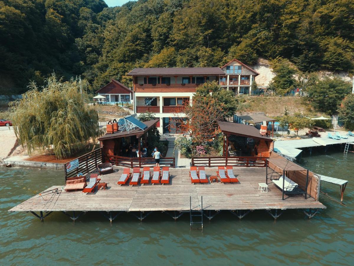 Casa Camelia Hotel Dunatölgyes Kültér fotó